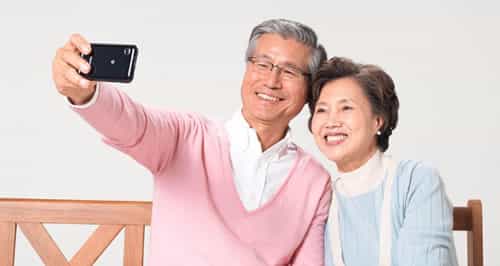 老年智能手机产品宣传片解说文案 - 深圳拍摄产品视频 - 深圳映画传媒