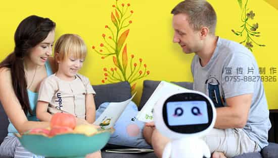 签约小哈智能早教机器人产品演示视频
